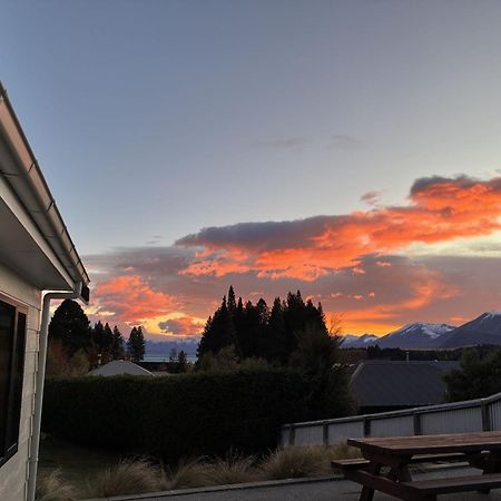 Bedrock Villa Lake Tekapo Exteriör bild